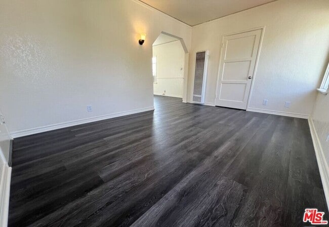 5114 1/2 4th Ave in Los Angeles, CA - Building Photo - Building Photo