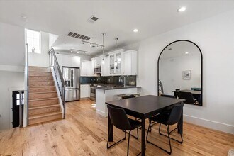 948 S Pearl St in Denver, CO - Building Photo - Building Photo