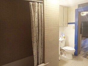742 N Eddy St, Unit Lower Unit in Eau Claire, WI - Building Photo - Building Photo