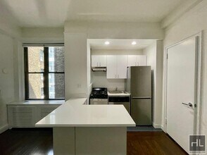 EAST 46 STREET, Unit 2H in New York, NY - Building Photo - Building Photo