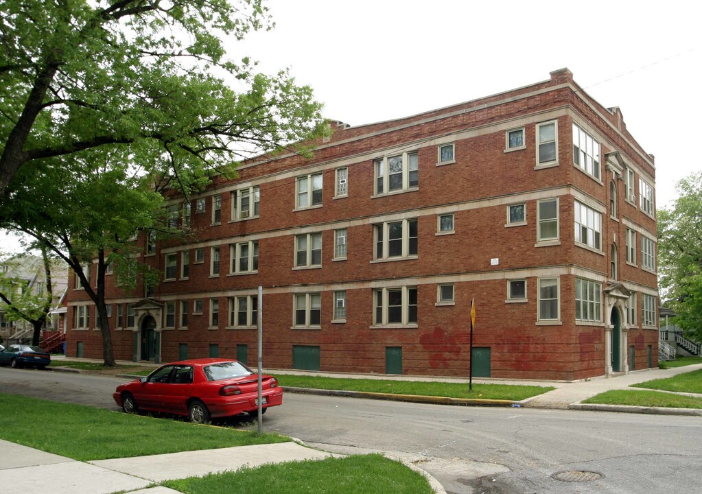 3449-3453 W Schubert Ave in Chicago, IL - Foto de edificio