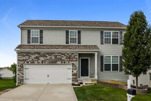 25 W Twin Maple Ave in Lithopolis, OH - Building Photo