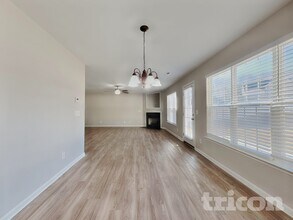 1011 Ronald Rd in Greensboro, NC - Building Photo - Building Photo