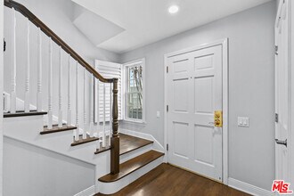 1144 Yale St in Santa Monica, CA - Building Photo - Building Photo