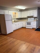 2221 Klug Dr in Fort Wayne, IN - Building Photo - Building Photo