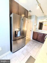 10002 Oakton Terrace Rd in Oakton, VA - Building Photo - Building Photo