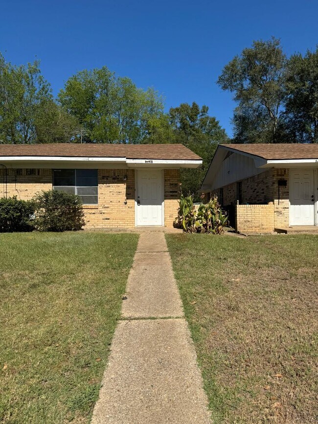 property at 616 Jeanette St
