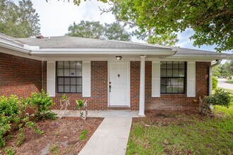 12449 Long Lake Dr in Jacksonville, FL - Building Photo - Building Photo