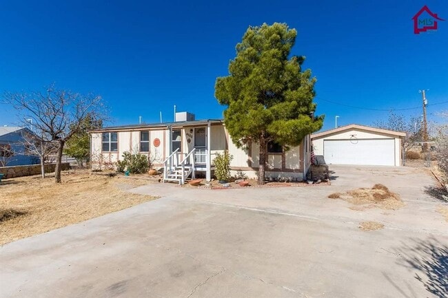 property at 4528 Codorniz St