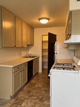 Trailside Apartments in Hopkins, MN - Building Photo - Building Photo