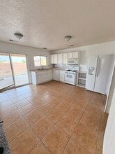 664 Rembert Tr SW in Albuquerque, NM - Foto de edificio - Building Photo