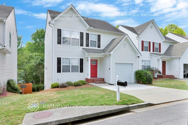 property at 384 Springbottom Ct SE