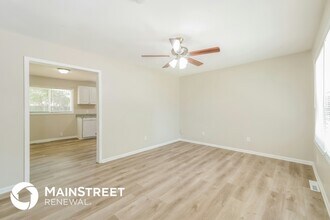 10712 Bennington Ave in Kansas City, MO - Building Photo - Building Photo