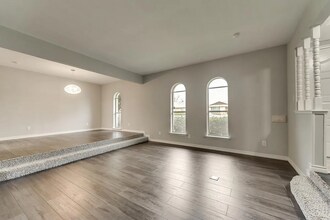 5806 Everglade Rd in Dallas, TX - Foto de edificio - Building Photo