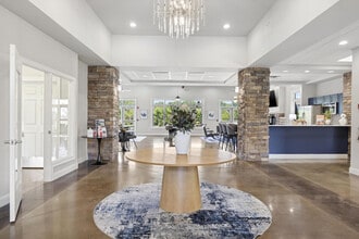 The Fairways Apartment Homes in Lee's Summit, MO - Foto de edificio - Building Photo