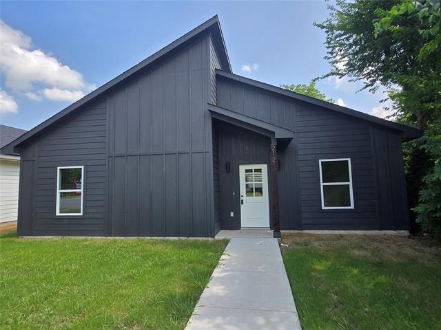 property at 212 E Park Ave