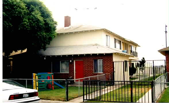 410 Cuesta Del Mar Dr in Oxnard, CA - Foto de edificio - Building Photo