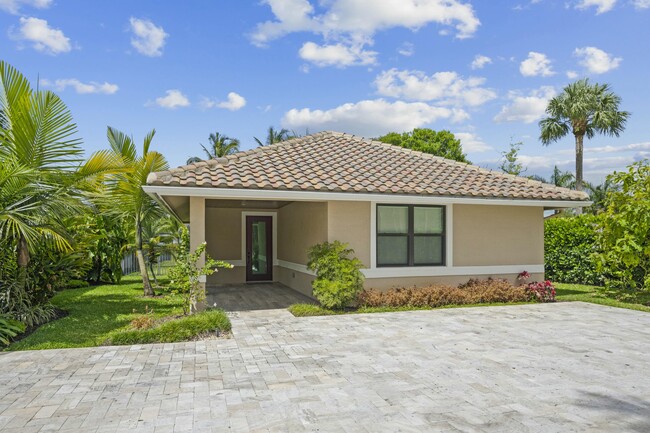 14660 Stirrup Ln in Wellington, FL - Building Photo - Building Photo