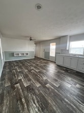 510 McManus St in Kingsville, TX - Building Photo - Building Photo