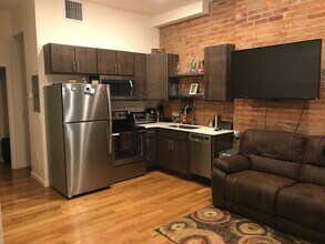 26 E 14th St in Cincinnati, OH - Building Photo - Building Photo