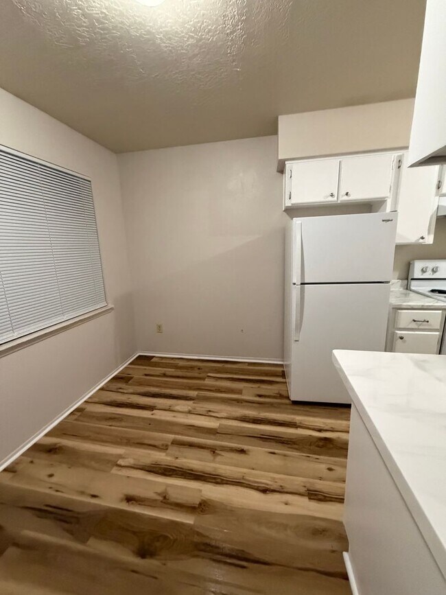 705 W Calle Sur St in Hobbs, NM - Building Photo - Building Photo