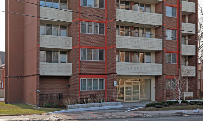 435 Eglinton Ave E in Toronto, ON - Building Photo - Building Photo