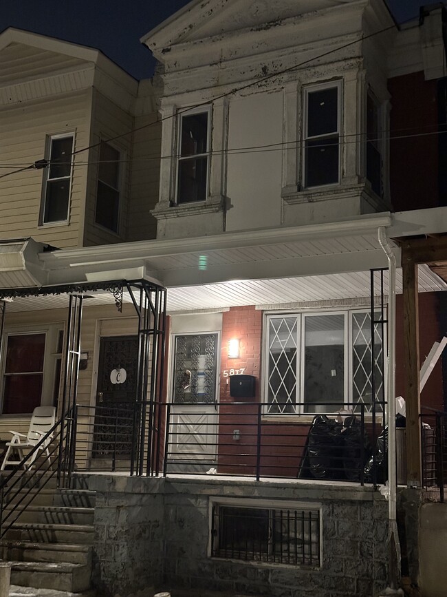 5817 Norfolk St in Philadelphia, PA - Foto de edificio - Building Photo