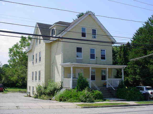 43 John St in Westerly, RI - Building Photo