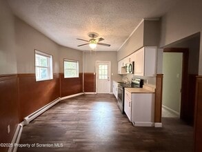 240 S Main St in Pittston, PA - Building Photo - Building Photo