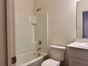 10356 Castle Lyons Ln in Crowley, TX - Building Photo - Building Photo