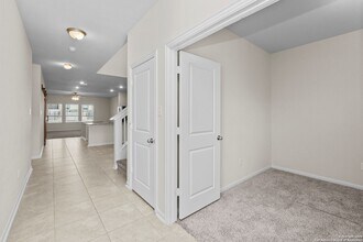 9219 Cook Crk in Converse, TX - Building Photo - Building Photo