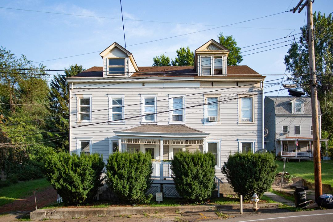 1963-1965 Pittview Ave in Pittsburgh, PA - Building Photo