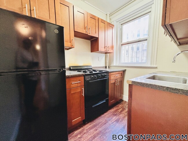 1185 Boylston St in Boston, MA - Building Photo - Building Photo