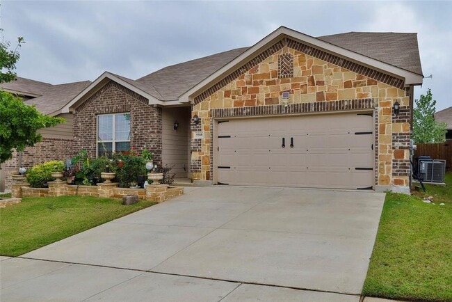 5508 Sea Cove Ln in Denton, TX - Building Photo - Building Photo