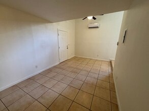 1 E Navajo Rd, Unit 1 E Navajo Rd Apt 15 in Tucson, AZ - Foto de edificio - Building Photo