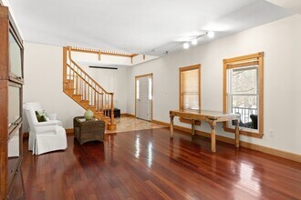 25 Pleasant St in Nahant, MA - Building Photo - Building Photo