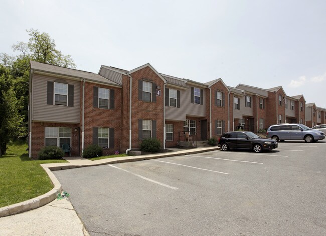 Chestnut Pointe in Harrisburg, PA - Foto de edificio - Building Photo