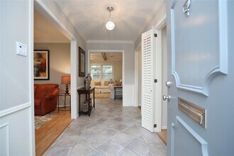5822 Cheena Dr in Houston, TX - Building Photo - Building Photo