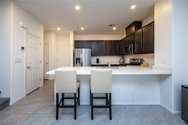 1155 Tektite Ave in Henderson, NV - Building Photo - Building Photo