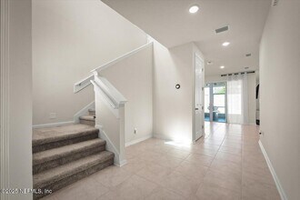 7194 Red Timber Rd in Jacksonville, FL - Building Photo - Building Photo