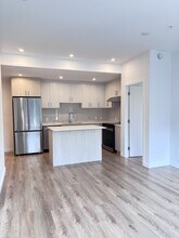 13838-13108 108 Ave in Surrey, BC - Building Photo - Building Photo