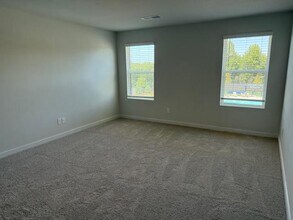 7256 Mulberry St in Flowery Branch, GA - Building Photo - Building Photo