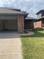 1524 NW 13th St in Newcastle, OK - Building Photo