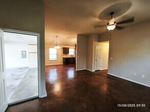 5710 Clearwater Dr in Oklahoma City, OK - Building Photo - Building Photo