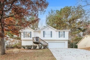 580 Saddle Path Bend in Lawrenceville, GA - Building Photo