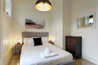 3831 R. Saint-Denis in Montréal, QC - Building Photo - Building Photo