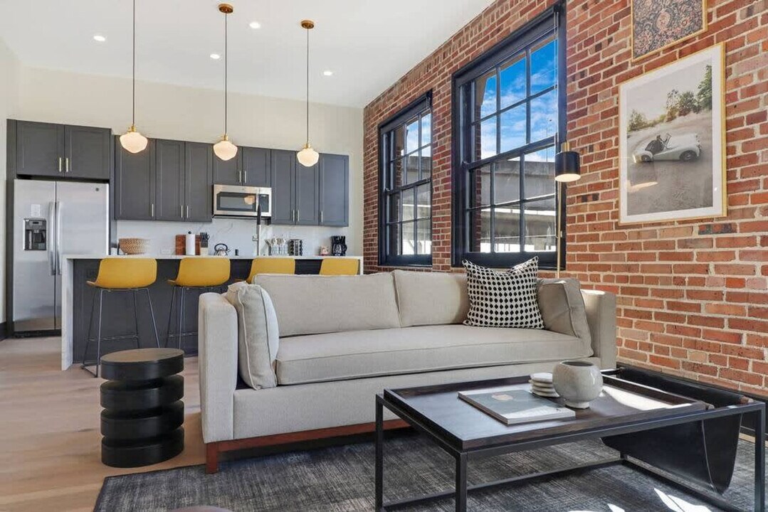 1148 S Peters St in New Orleans, LA - Foto de edificio