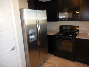 11605 Flor Cedro in Socorro, TX - Building Photo - Building Photo