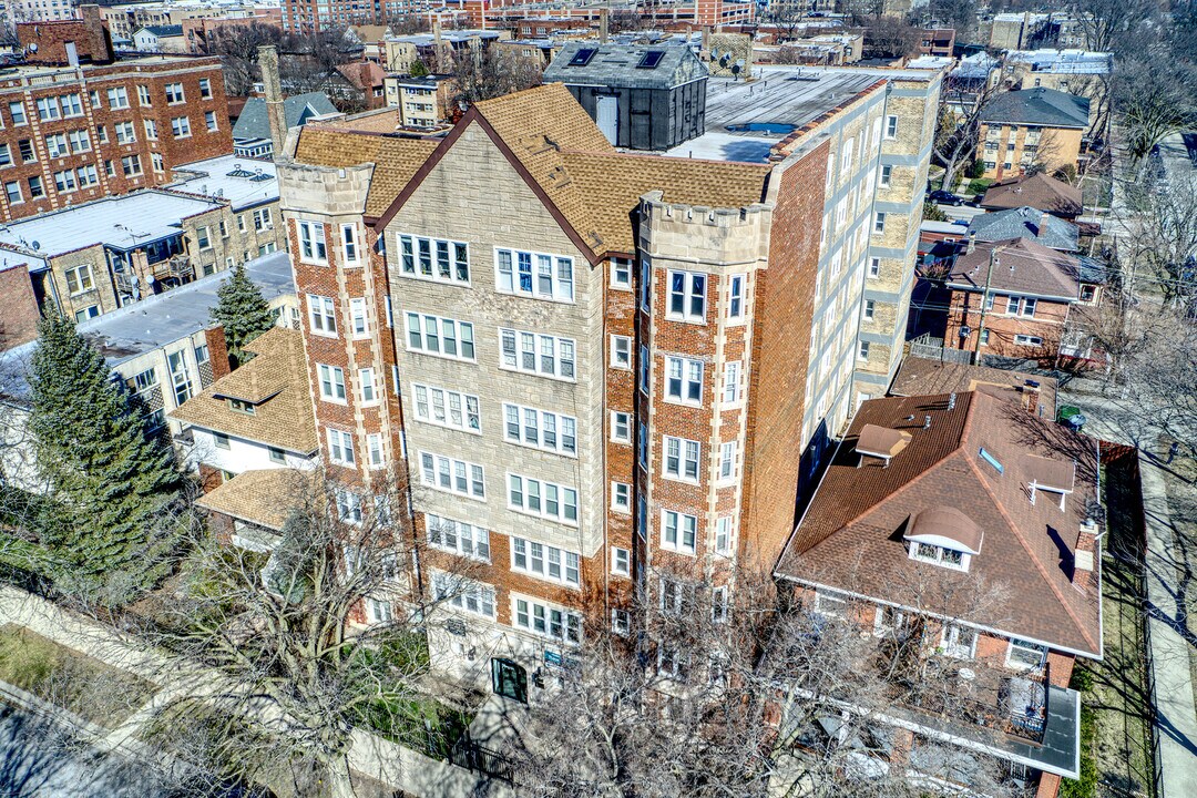 1608 W Sherwin Ave in Chicago, IL - Foto de edificio