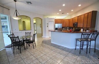 4321 W Whitewater Ave in Weston, FL - Building Photo - Building Photo